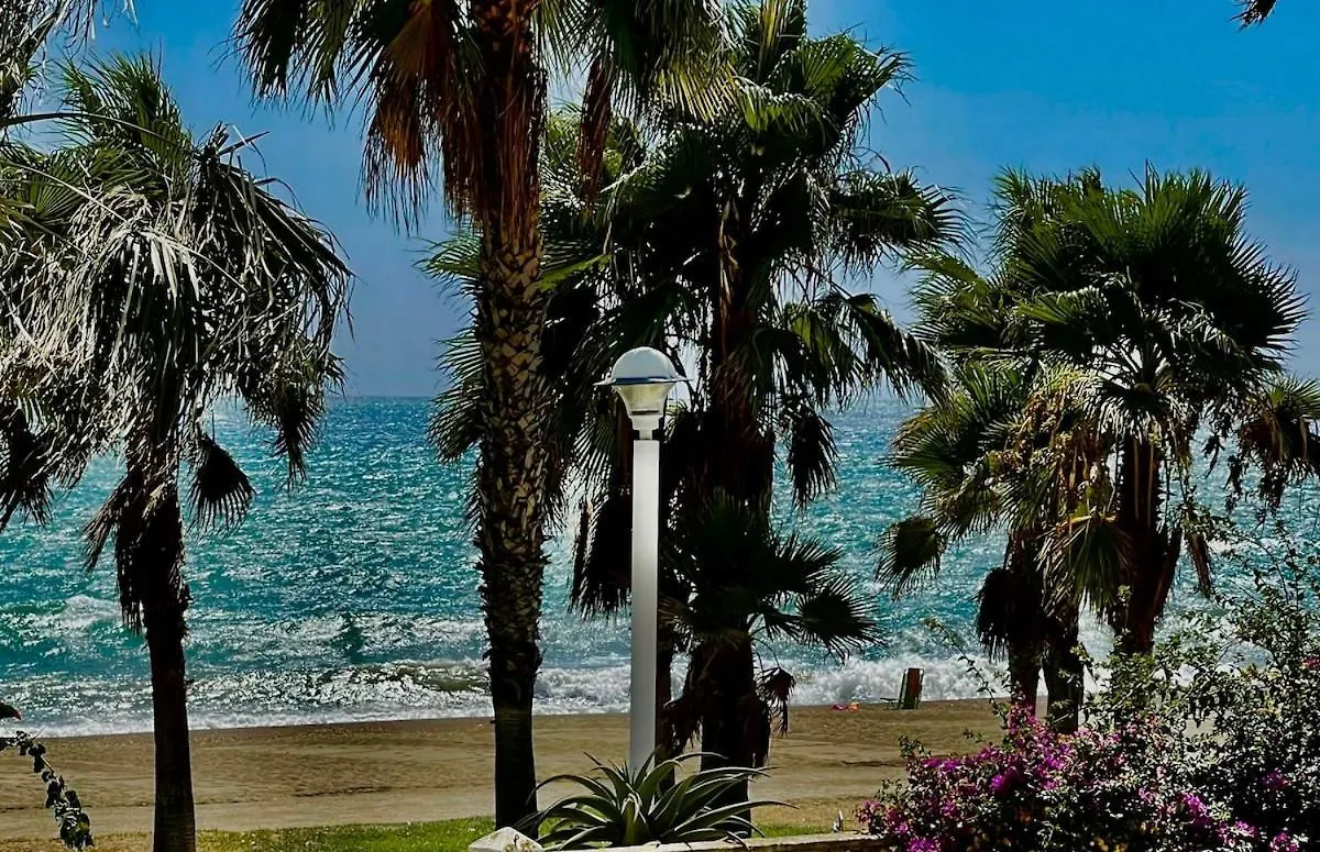 Vila Casa Aisea Caleta De Velez 0*,